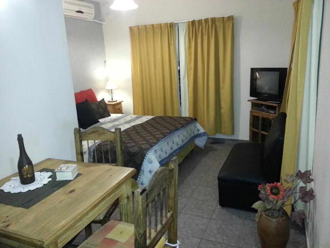 Caminos Del Vino Apartments Μεντόζα Εξωτερικό φωτογραφία